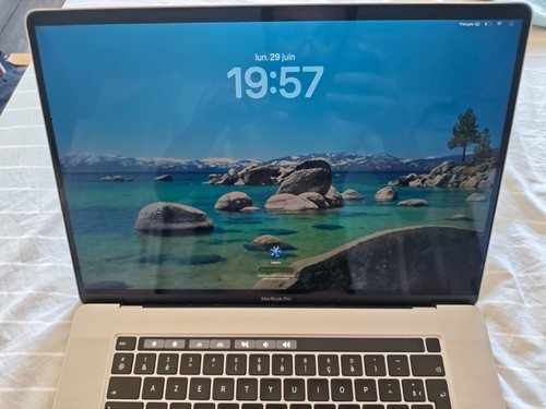 Macbook pro 2019 - 2019, i7