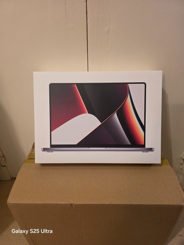 Apple macbook pro a2485 - pro,